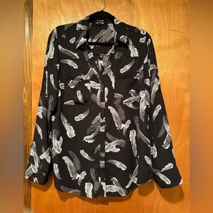 Express Portofino Blouse Large Black & Feather Pattern with Convertible Sleeves